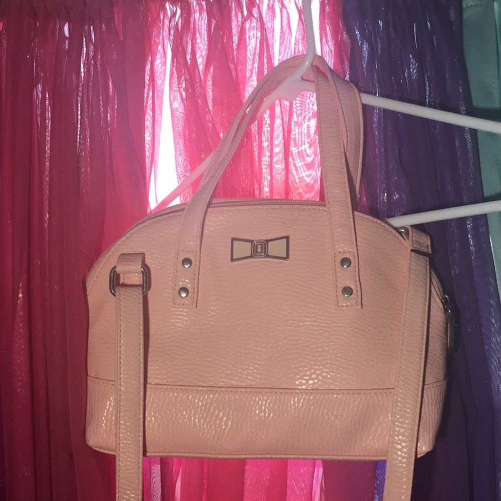 A shoulder handbag